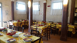 Italy Travel: Happy Dinner – Emilia