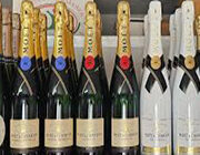 Stock Price: Wines Holidays – Emilia