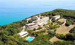 Travel Selected Quality: Marche